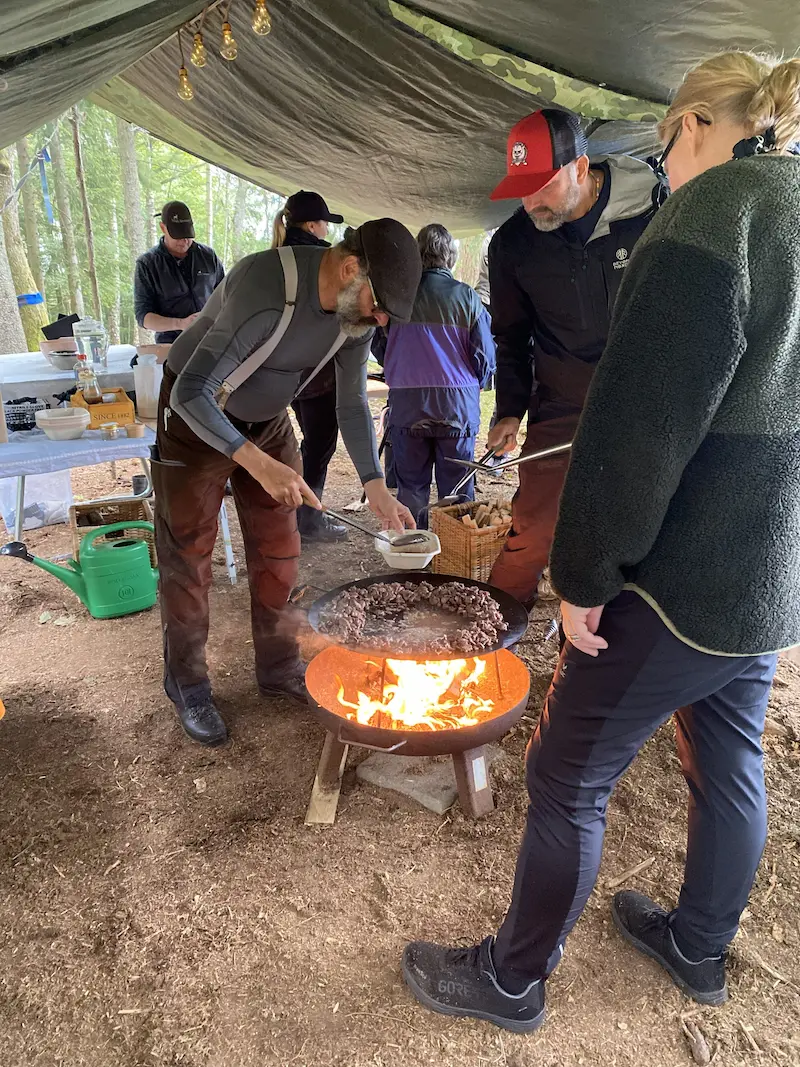 Team‑building through outdoor cooking at Pevon Ecoturism.